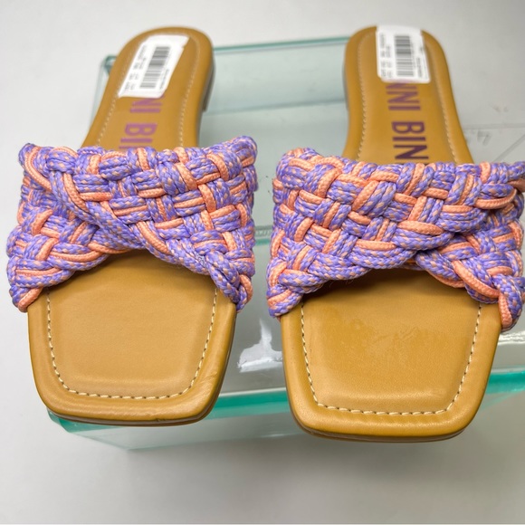 Gianni Bini Womens Woven Band Square Toe Sandals 8M Pink Multi Slide Memory Foam - Picture 3 of 8